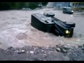 Jeep drunknade i floden