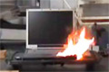 Den brinnande datorn